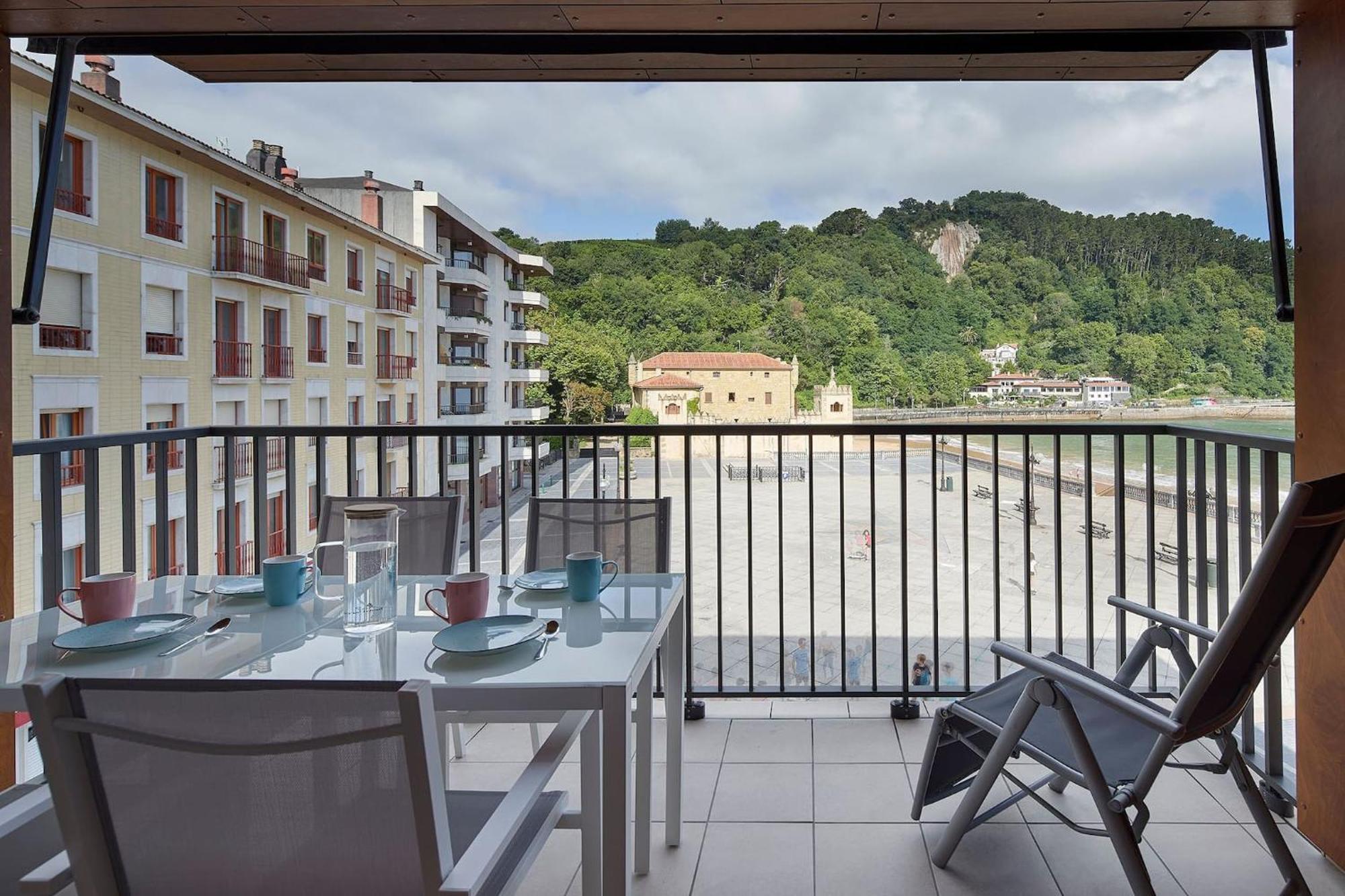 Earra - Narros Beach - Vistas Al Mar, 1 Min Centro ซาเราทซ์ ภายนอก รูปภาพ